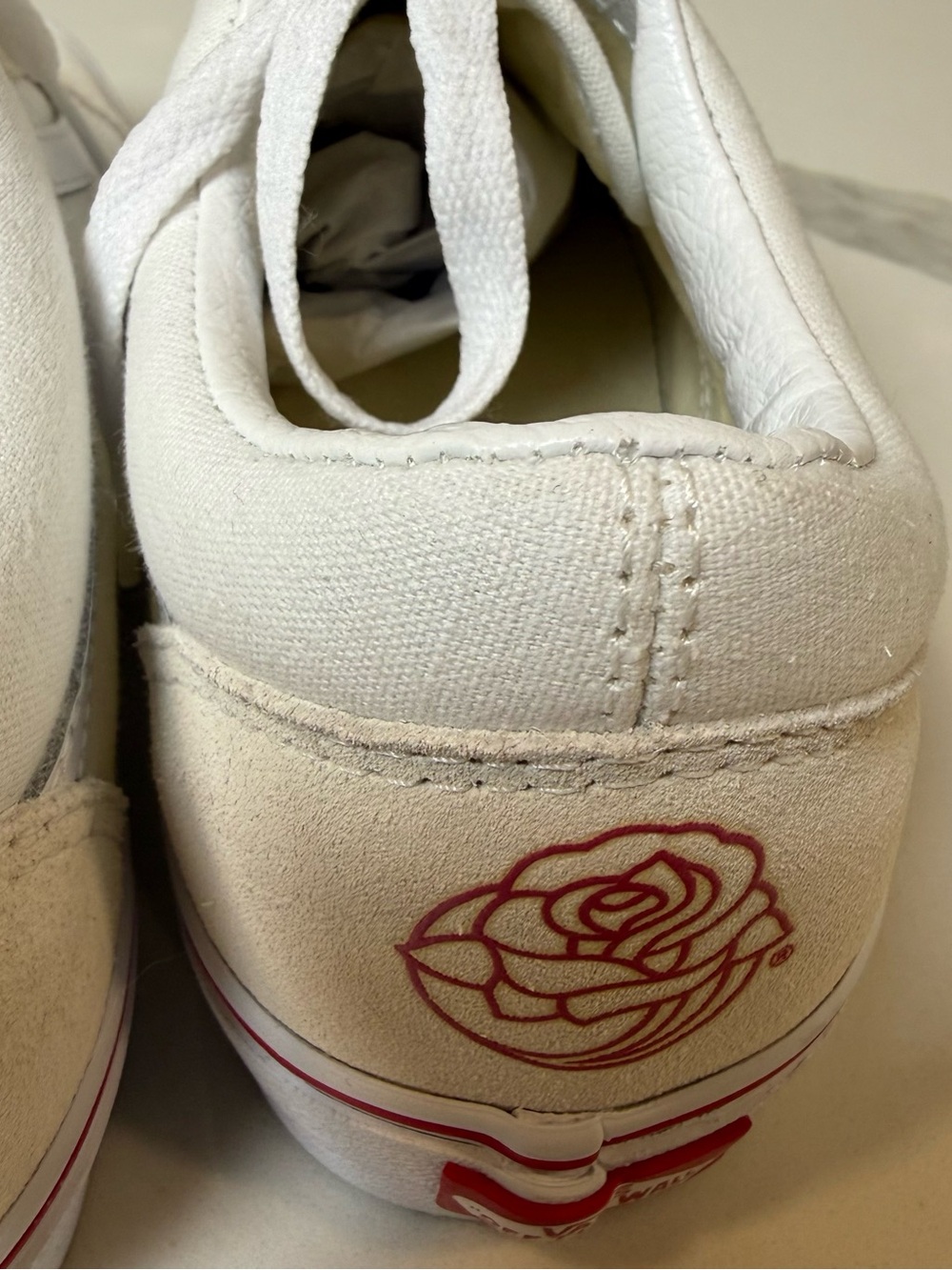 Vans Old Skool Rose Floral Canvas Women's 10.5 Mens 9 Sneakers White cream FLAW - Picture 13 of 14